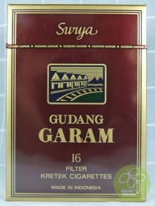 Gudang_Garam_Surya_16_cigarettes