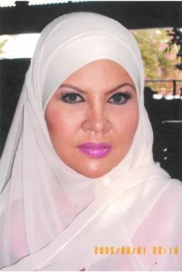 Gambar ni 1/6/2005 masa pengambaran TV3 / Makeup Artis makeupkan..(10 tahun lps)