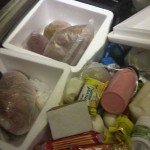 Stok makanan kami nk transfer ke prti sejuk.. kih..kih..kih..
