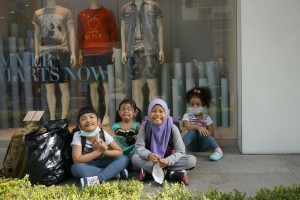 Anak cucu paling happy kalau dapat bersama..