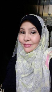Cheeee wahh kononnya hari ni make up macam org Korea gak.. Hanya celak atas mata dn sunblock..