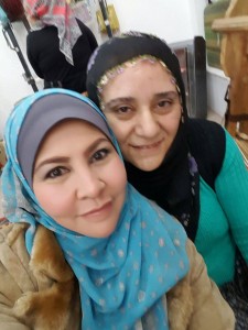 Wanita ni masyer buat karpet.. Mata org Turki juga berubah2 warnnya ikut musim.. Subhanallah mengejutkan sy.. Sy nak berubah mata pakai konteks lens.. he he he..