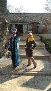 Mereka x nak kita bergambar. Boleh bergambar kena bayar 50 Lira.. Ni kostume pengantin tradisional Turki. Ni dia tak perasan Kak Hajjah ambik gambar..